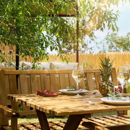 Islamlar Village 1 Bedroom 1652 Villa *